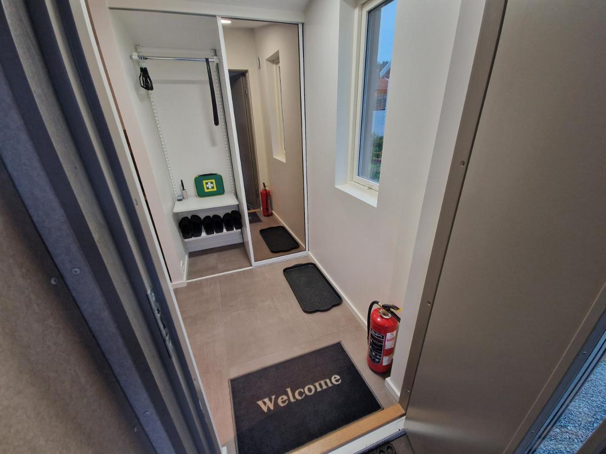Northern Living 2 Room With Shared Bathroom Τρόμσο Εξωτερικό φωτογραφία